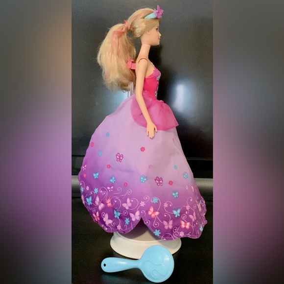 2008 Fairy-tasic Barbie - Picture 9 of 13